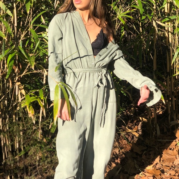 Urban outfitters jumpsuit - Picture 14 of 14